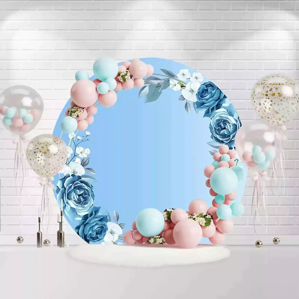 Elegant blue wedding backdrop with blue roses and white flowers for reception