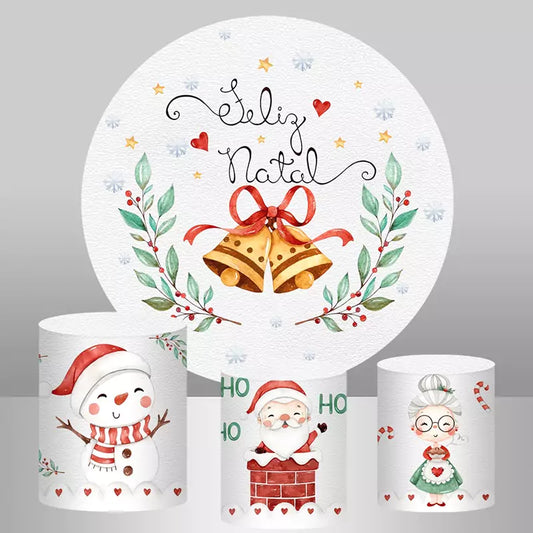 Christmas-themed party decor set featuring a round backdrop with bells, leaves, and 'Feliz Natal' text, paired with cylinder covers showcasing a snowman, Santa Claus in a chimney, and Mrs. Claus.